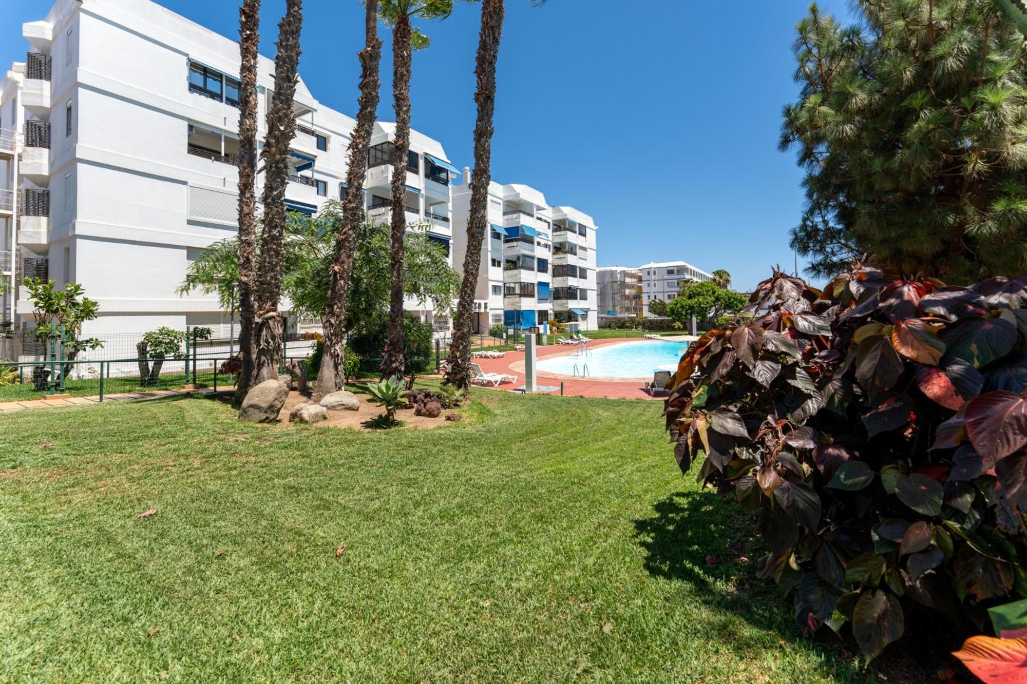 Garden View Apartment Iguazu 3 Near Yumbo プラヤ・デル・イングレス エクステリア 写真