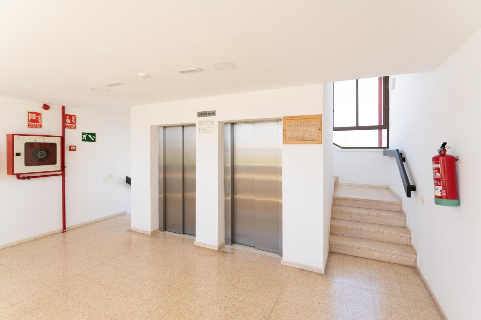Garden View Apartment Iguazu 3 Near Yumbo プラヤ・デル・イングレス エクステリア 写真