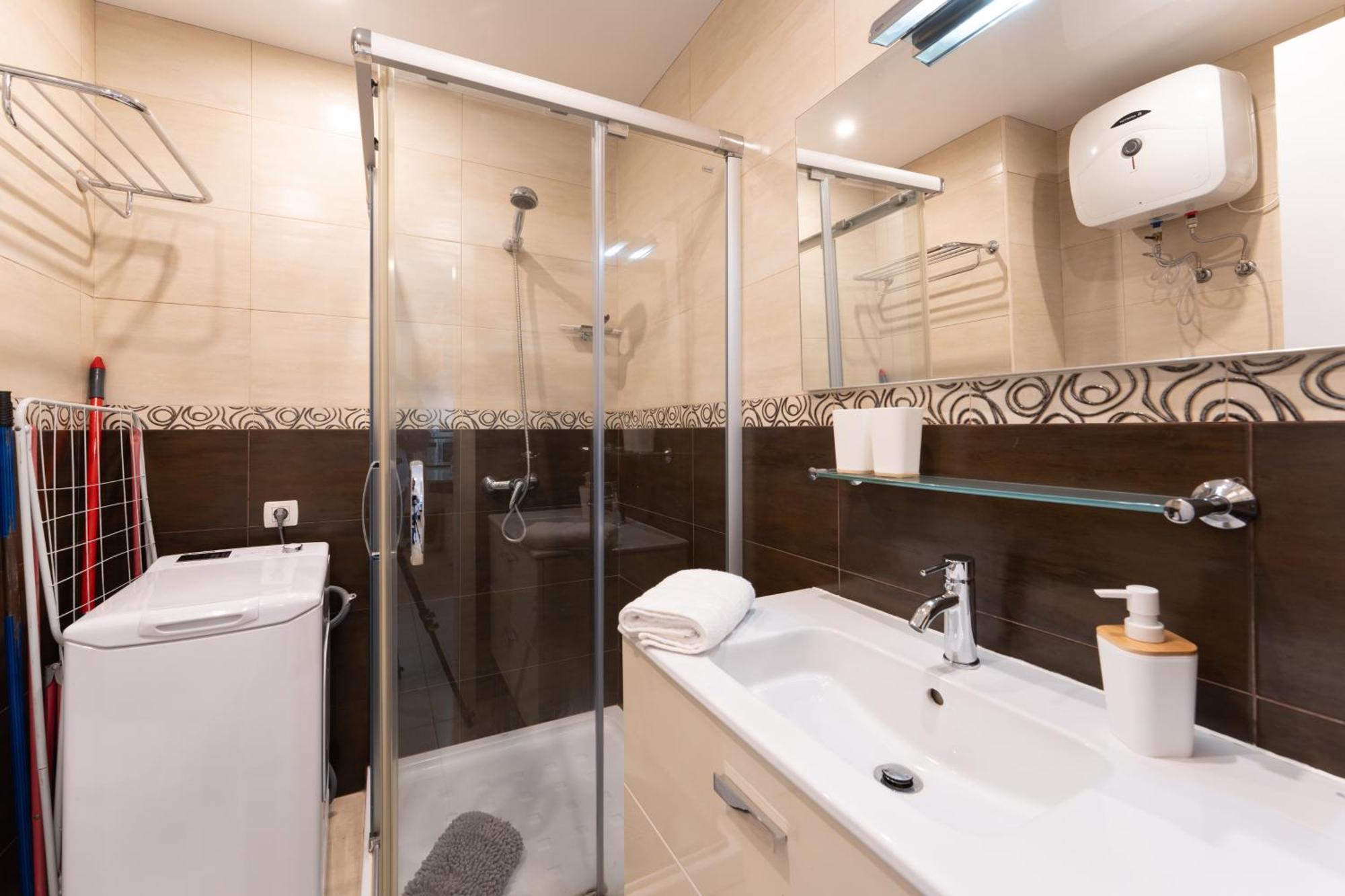 Garden View Apartment Iguazu 3 Near Yumbo プラヤ・デル・イングレス エクステリア 写真